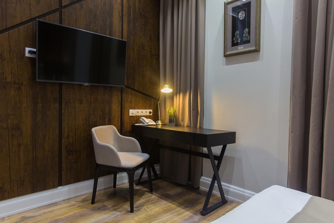 Qonaq Hotel Astana Ngoại thất bức ảnh